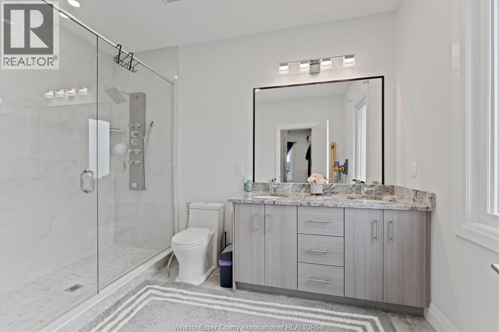 2585 KENORA STREET - 21