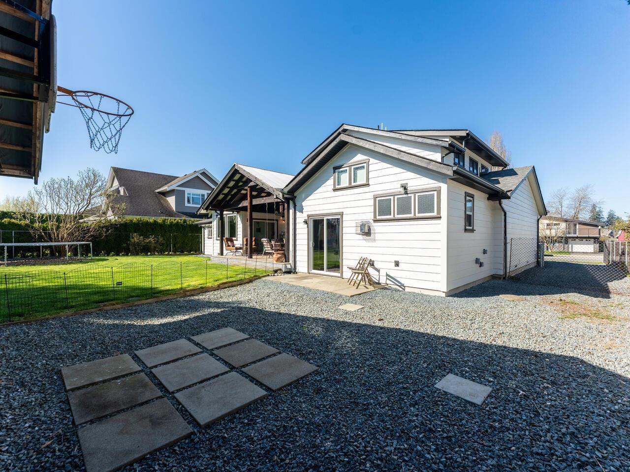 5132 214 STREET, Langley