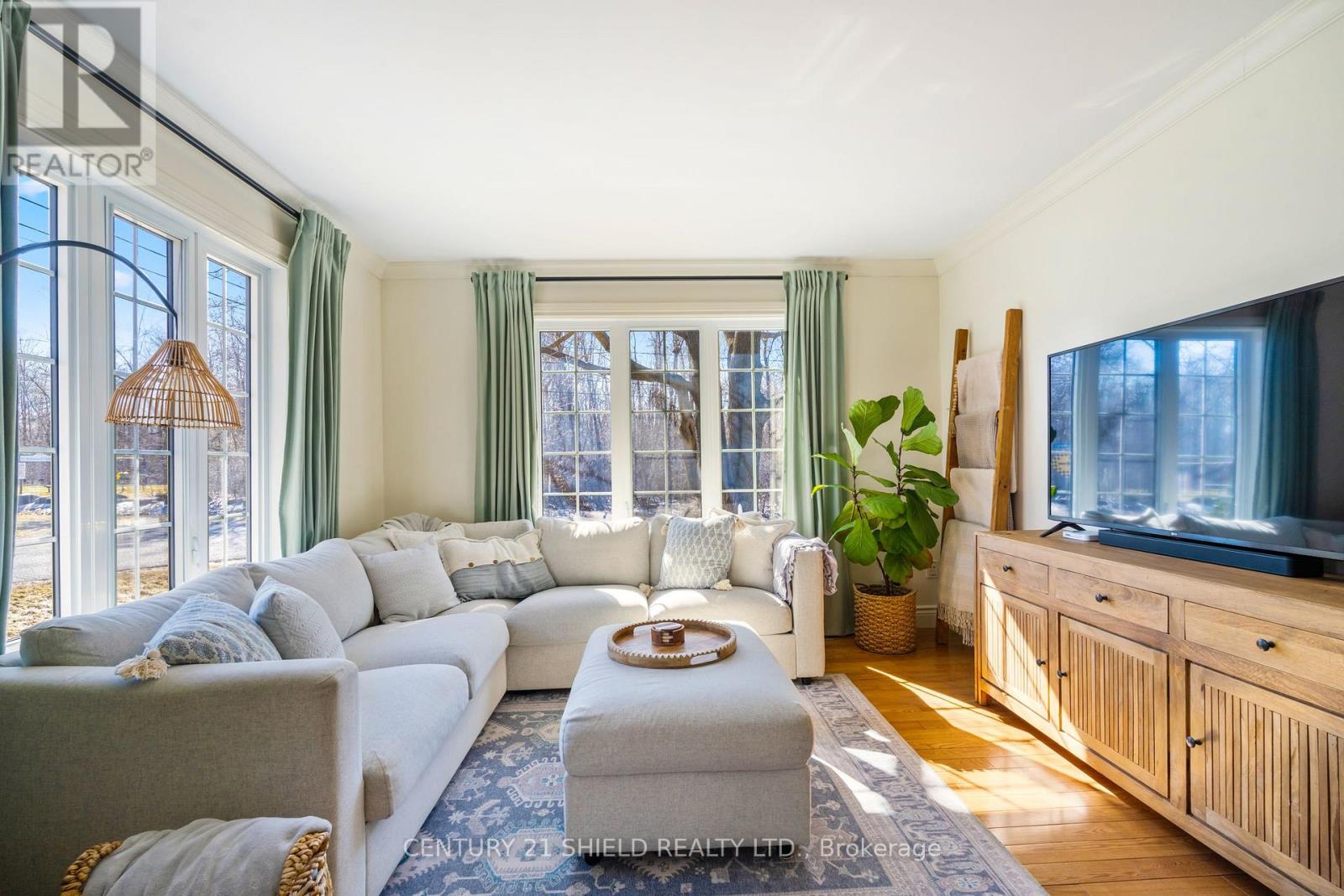 728 ST ANTOINE STREET - 24