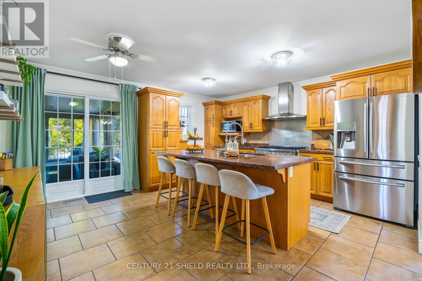 728 ST ANTOINE STREET - 26