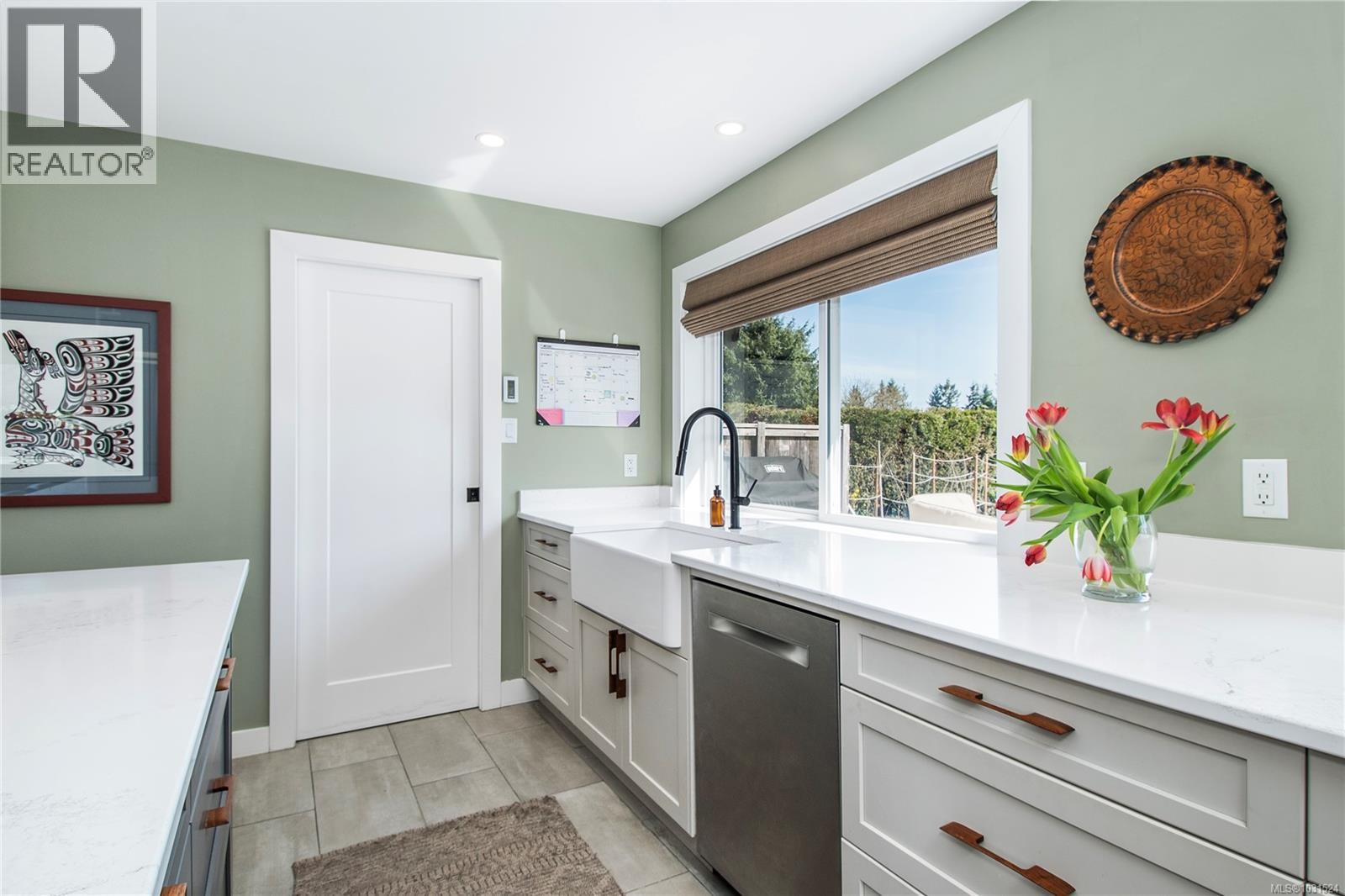 285 Crawford Rd, Campbell River