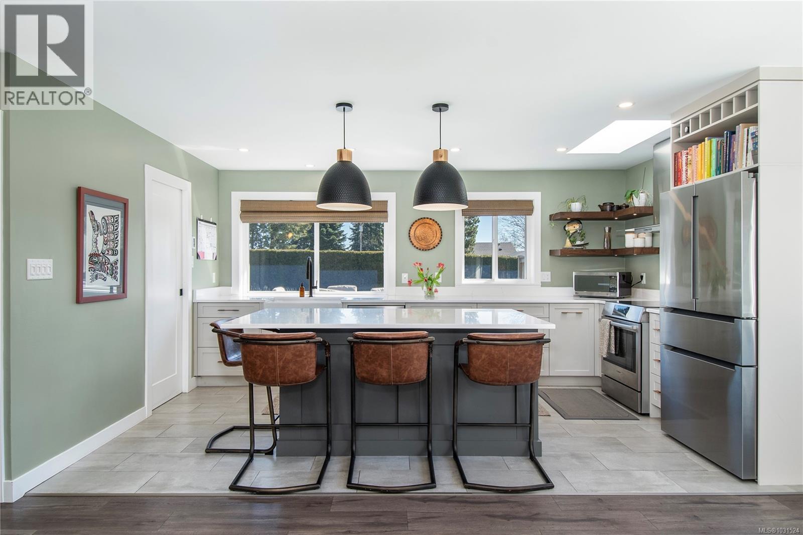 285 Crawford Rd, Campbell River