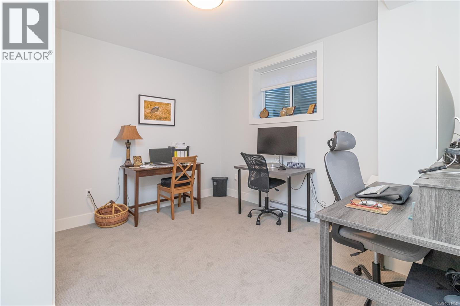 #15 3195 HERONS WAY - 34