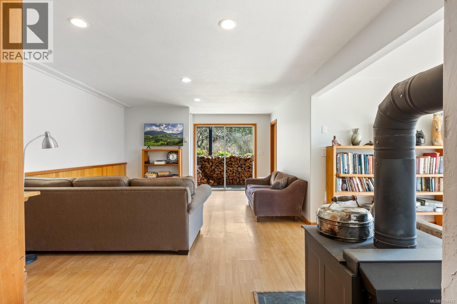 3800 Lacon Rd - 37