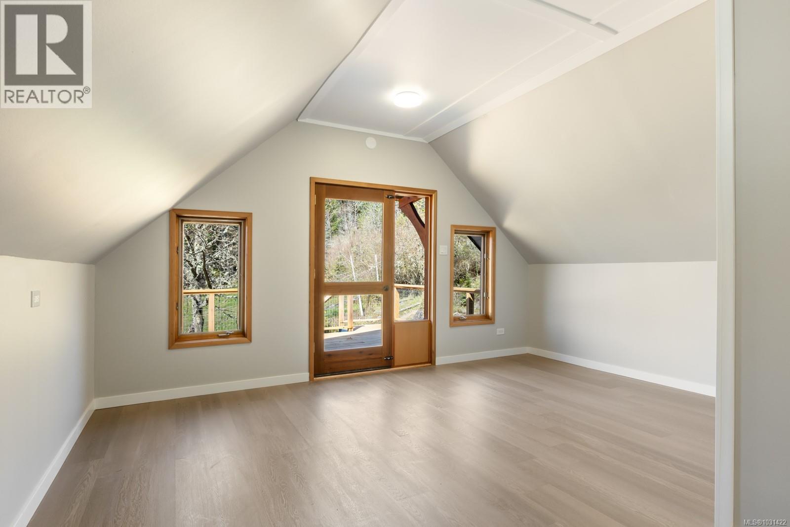3800 Lacon Rd - 66