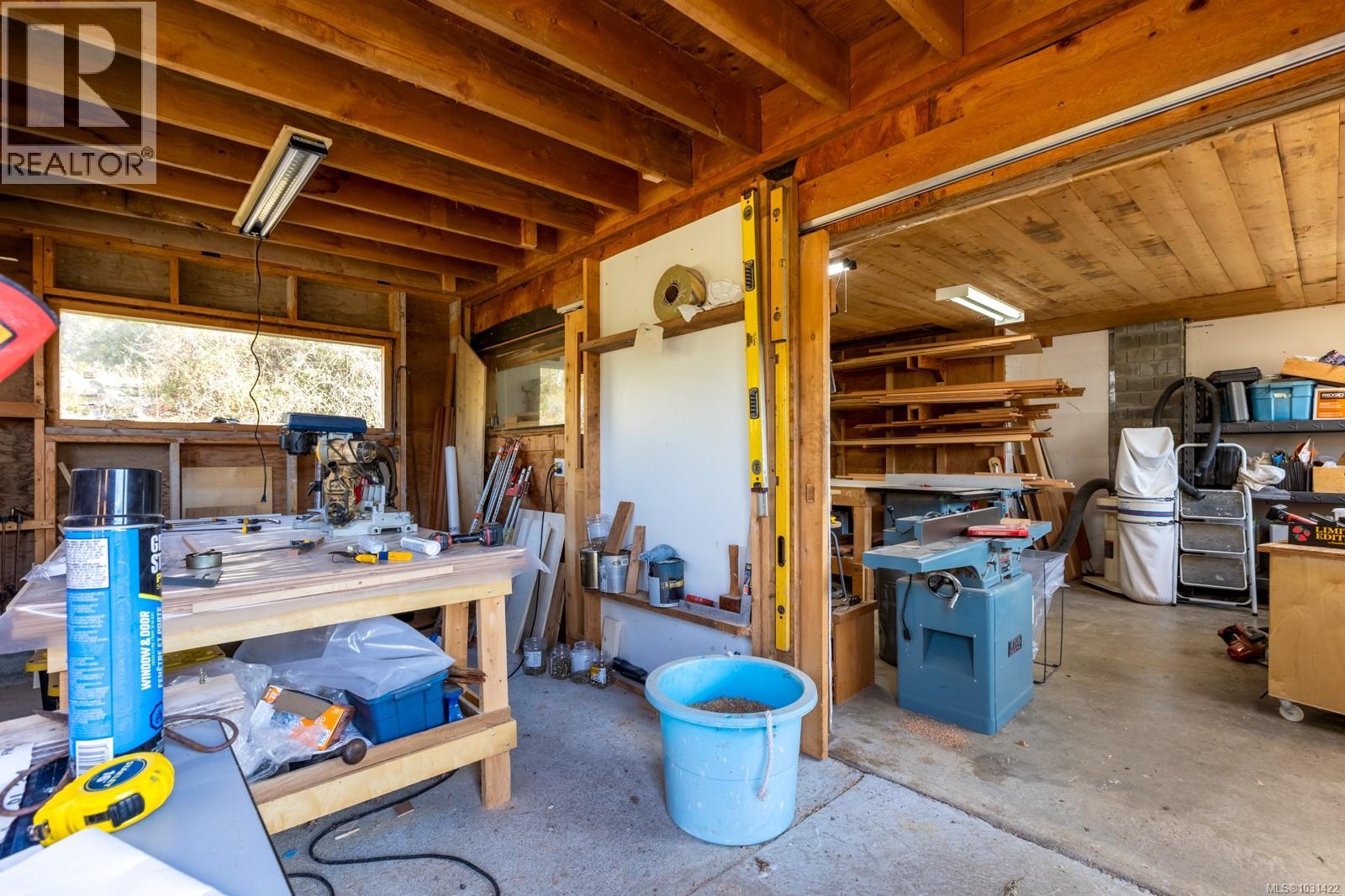 3800 Lacon Rd - 68