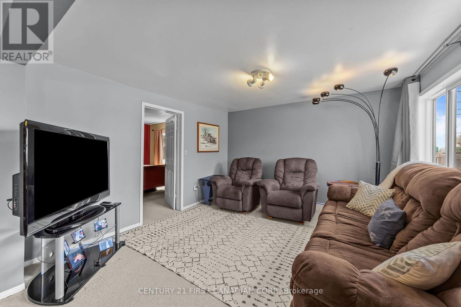 184 WATER STREET Property Photo