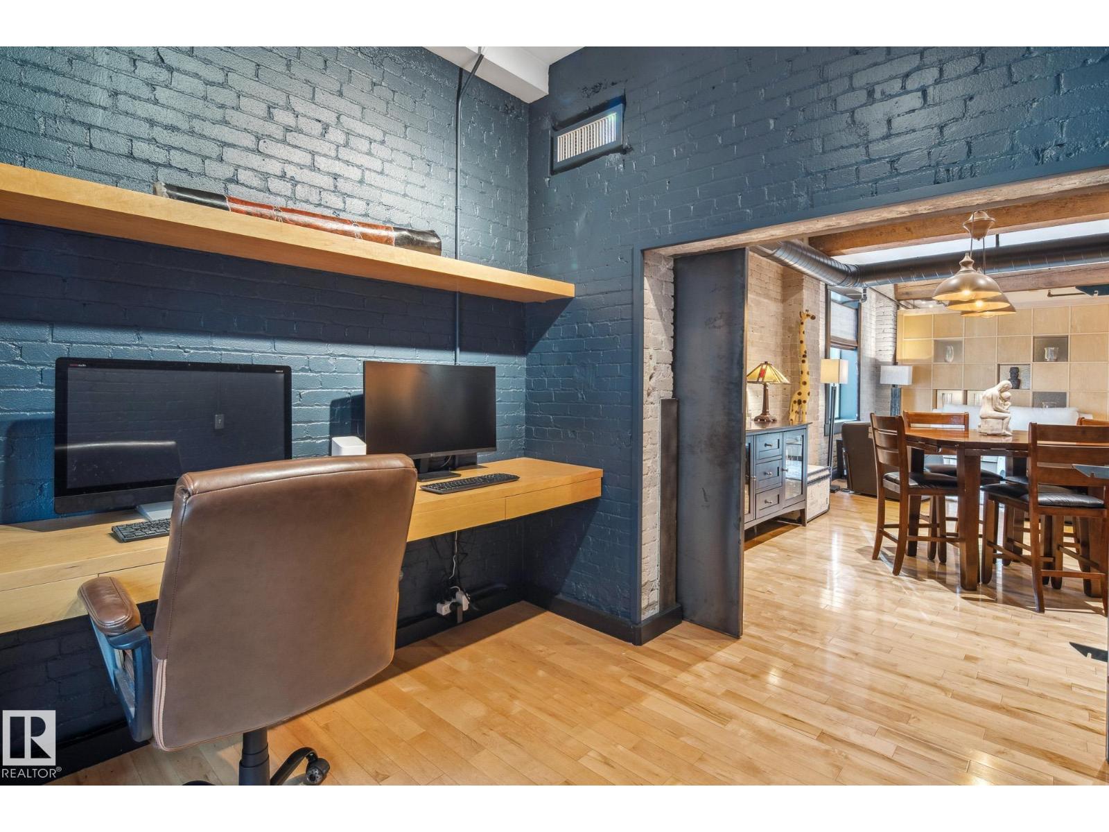 #302 10169 104 ST NW - 19