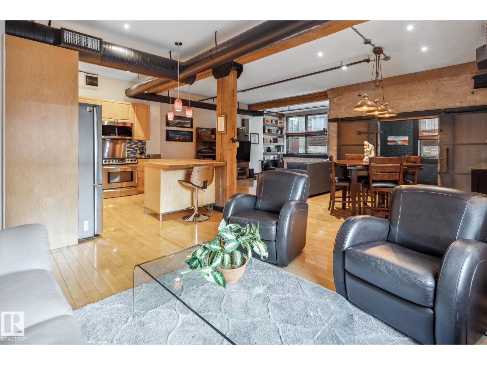 #302 10169 104 ST NW - 24