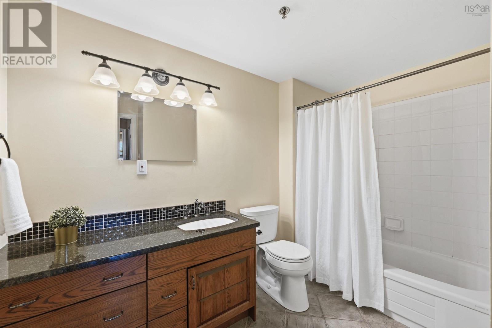 Property 25 of 34 of 307 87 Kearney Lake Road