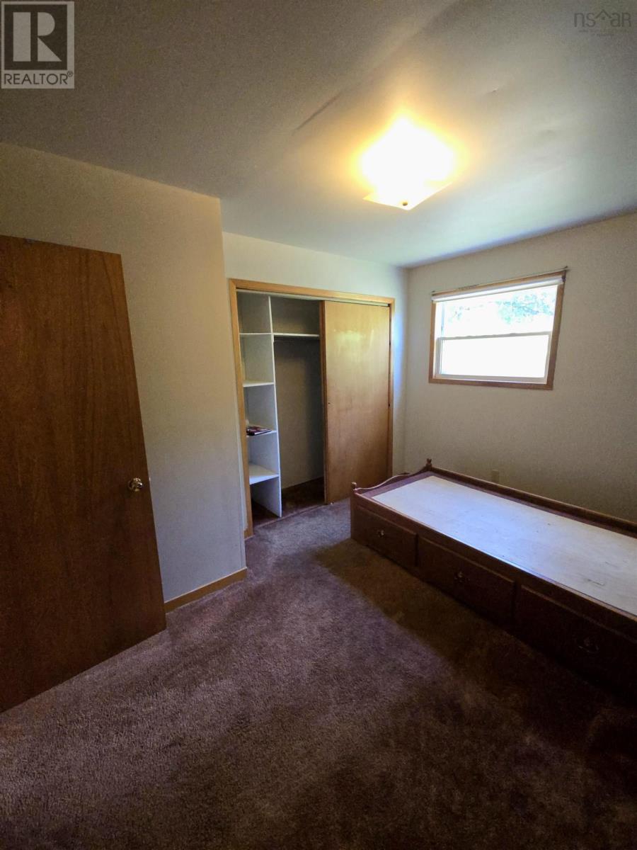 Property 2 of 8 of 77 Bayfield Road