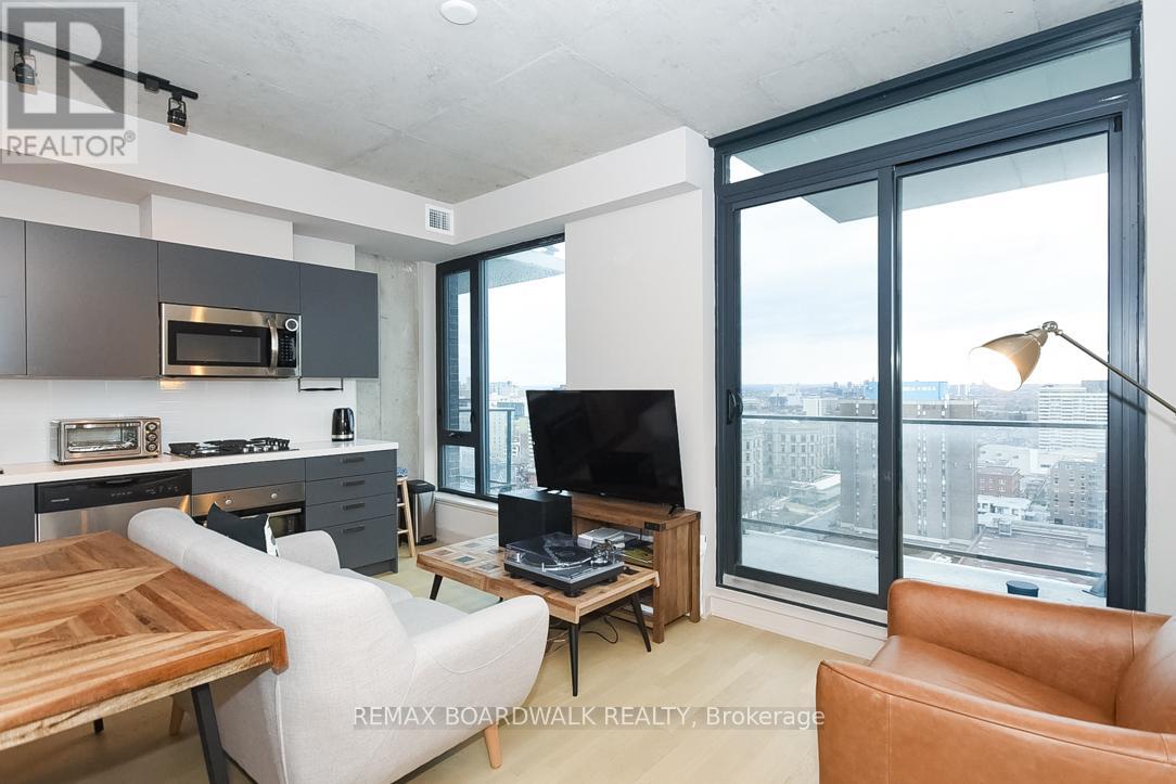 #1709 203 CATHERINE STREET - 6
