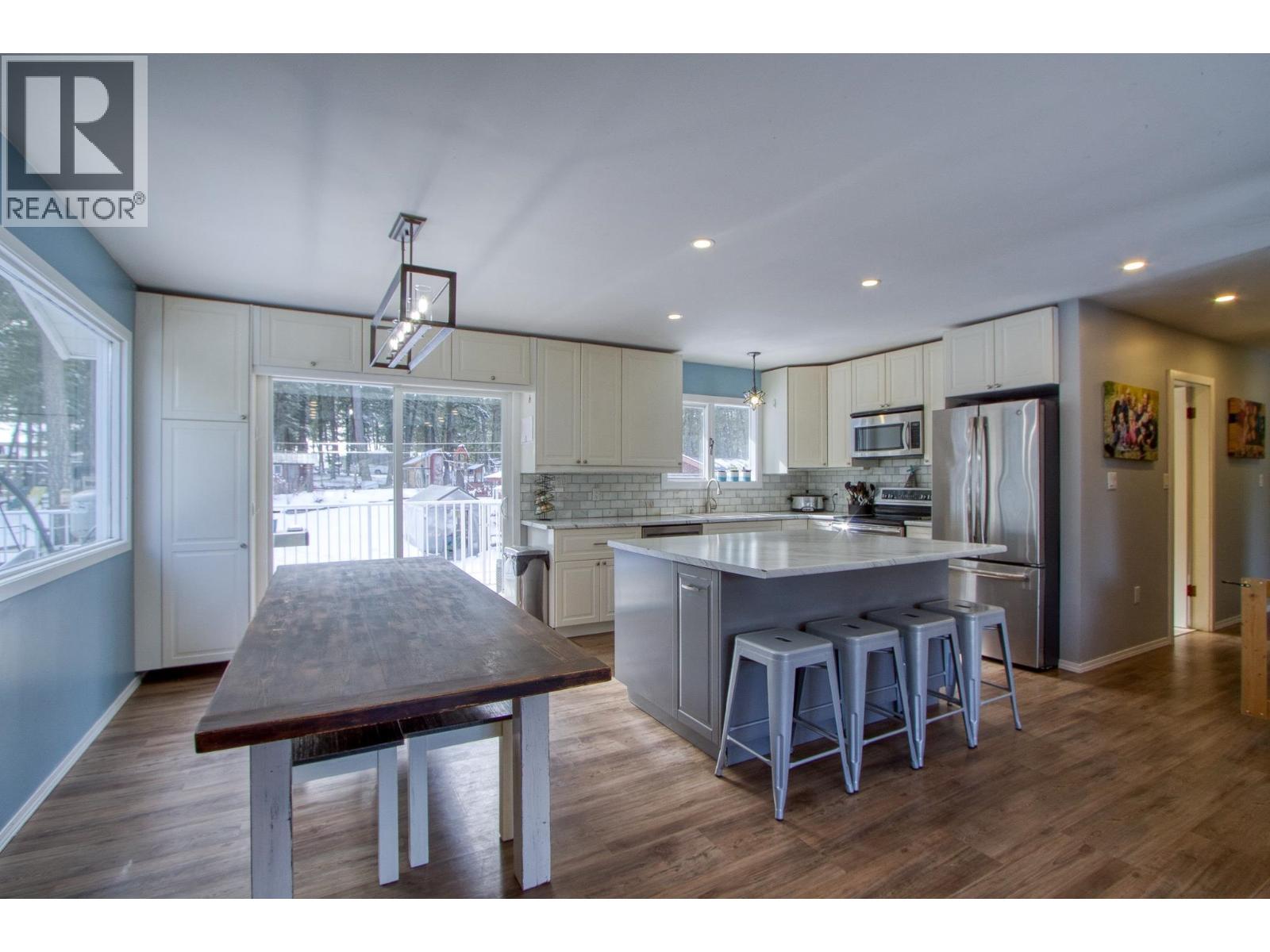 5047 EASZEE DRIVE - 6