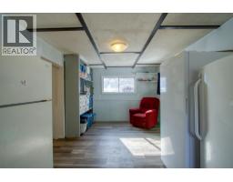 Flex Space - 5047 Easzee Drive, 108 Mile Ranch, BC V0K2Z0 Photo 11