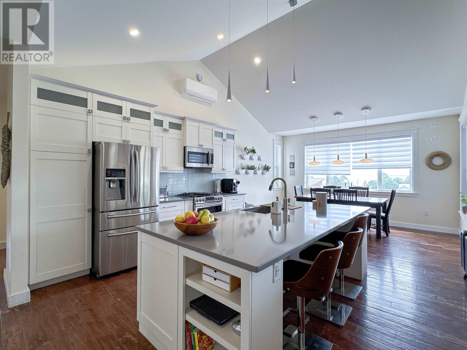 23 PAGET CRESCENT - 23