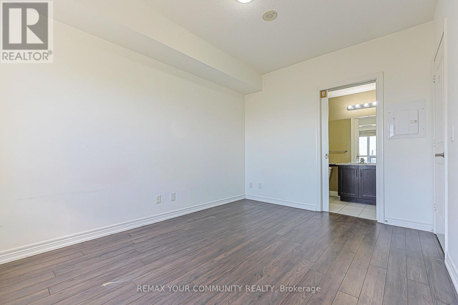 #1007 9245 JANE STREET - 18