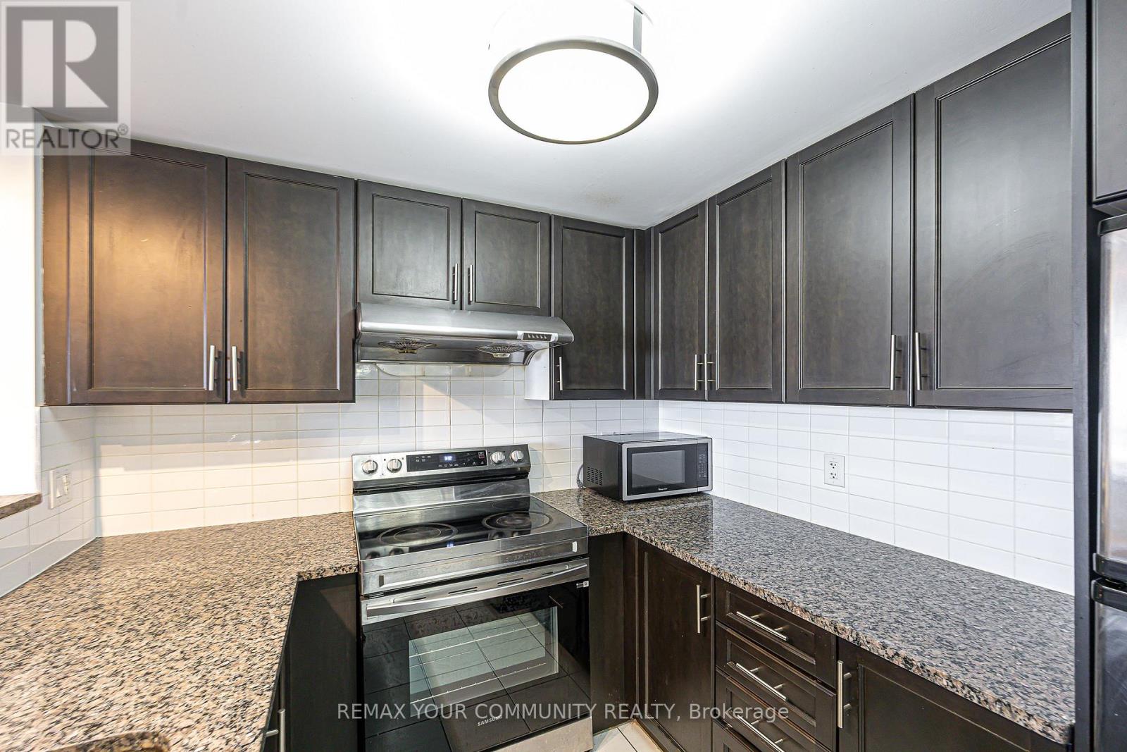 #1007 9245 JANE STREET - 9