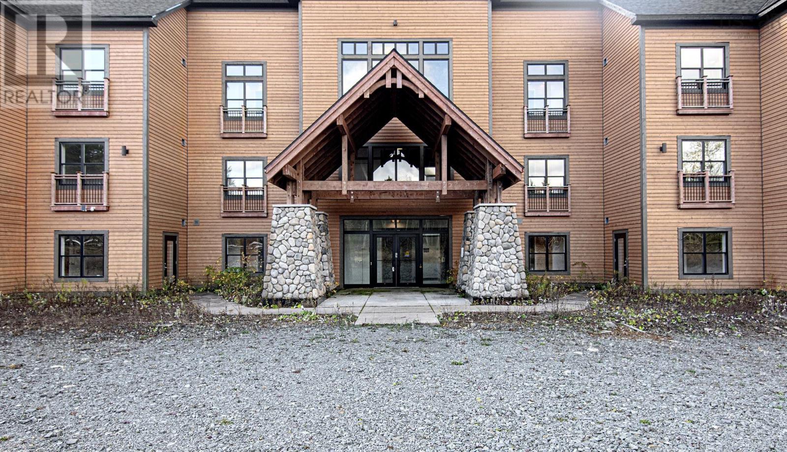 Property 3 of 21 of 311 Eagle View Drive