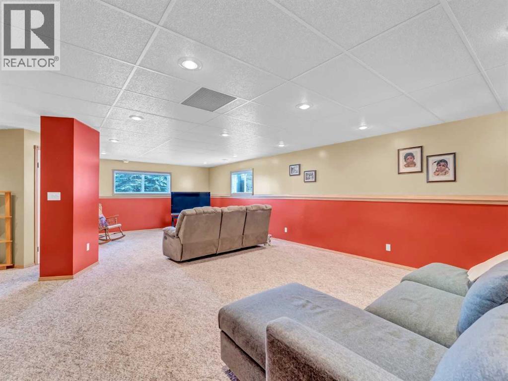 99 Greystone Close - 24