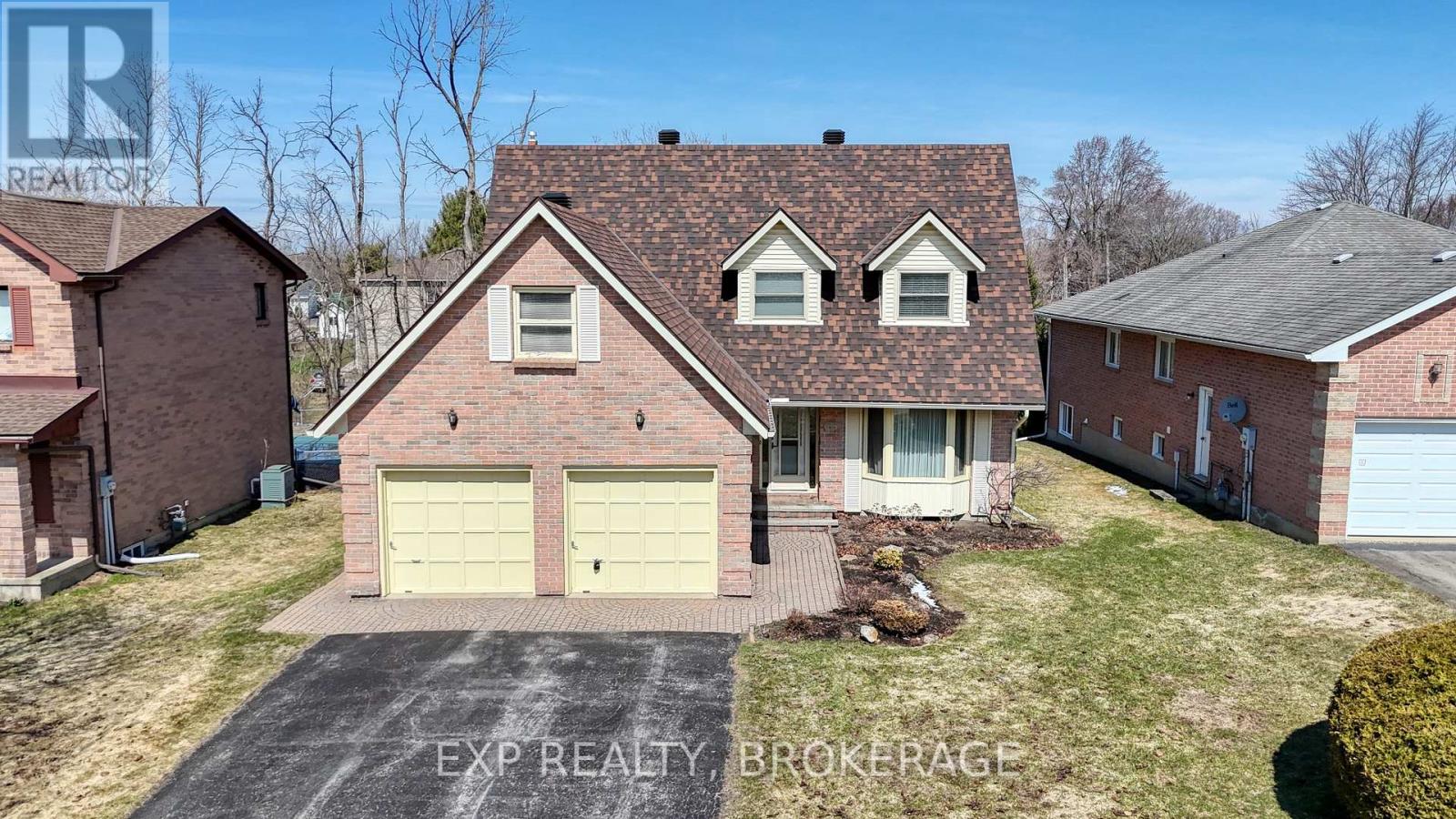 116 MARGARET PLACE - 1