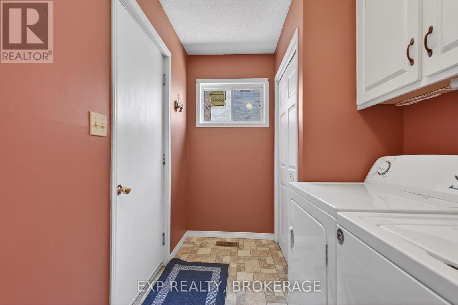 116 MARGARET PLACE - 19
