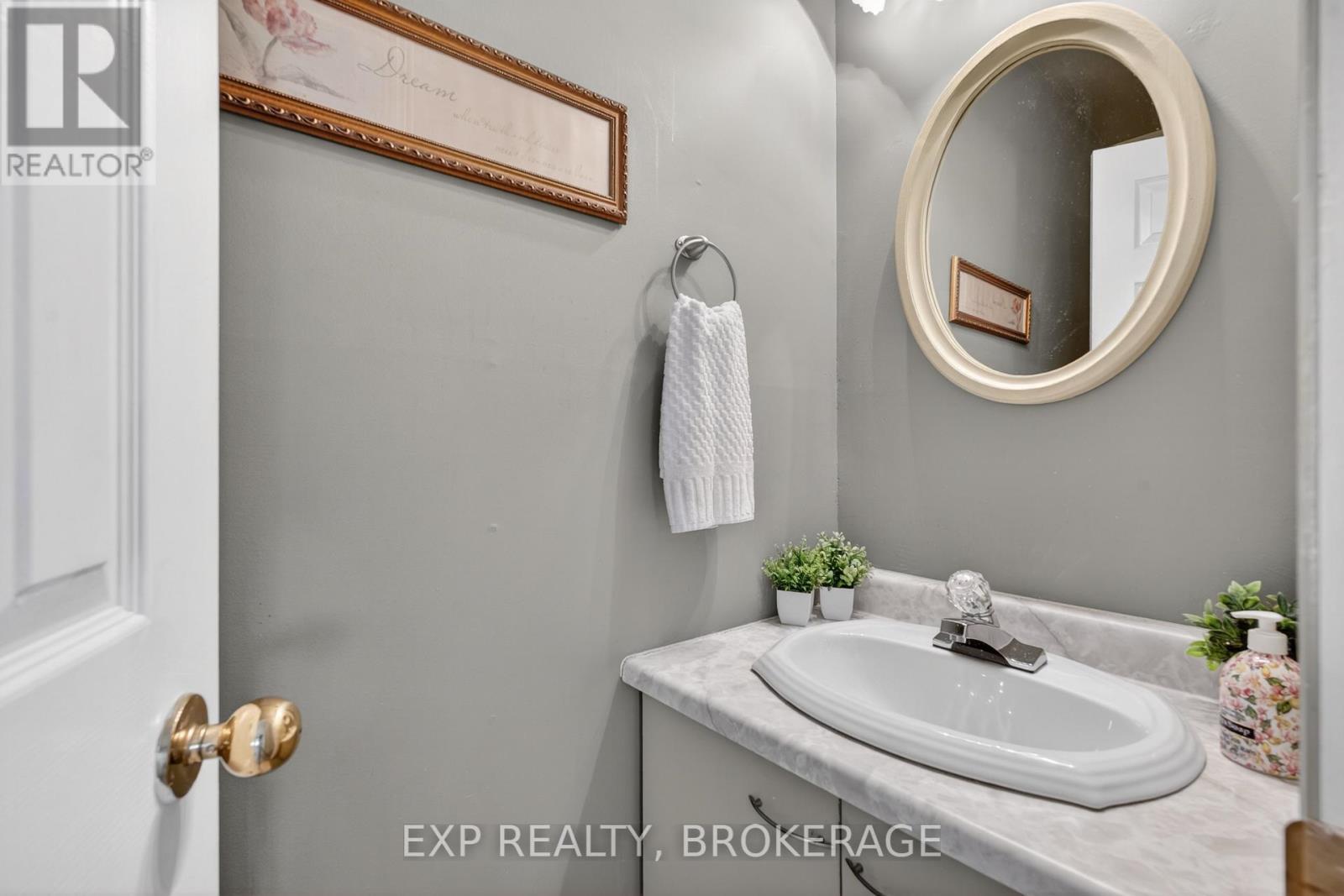 116 MARGARET PLACE - 20