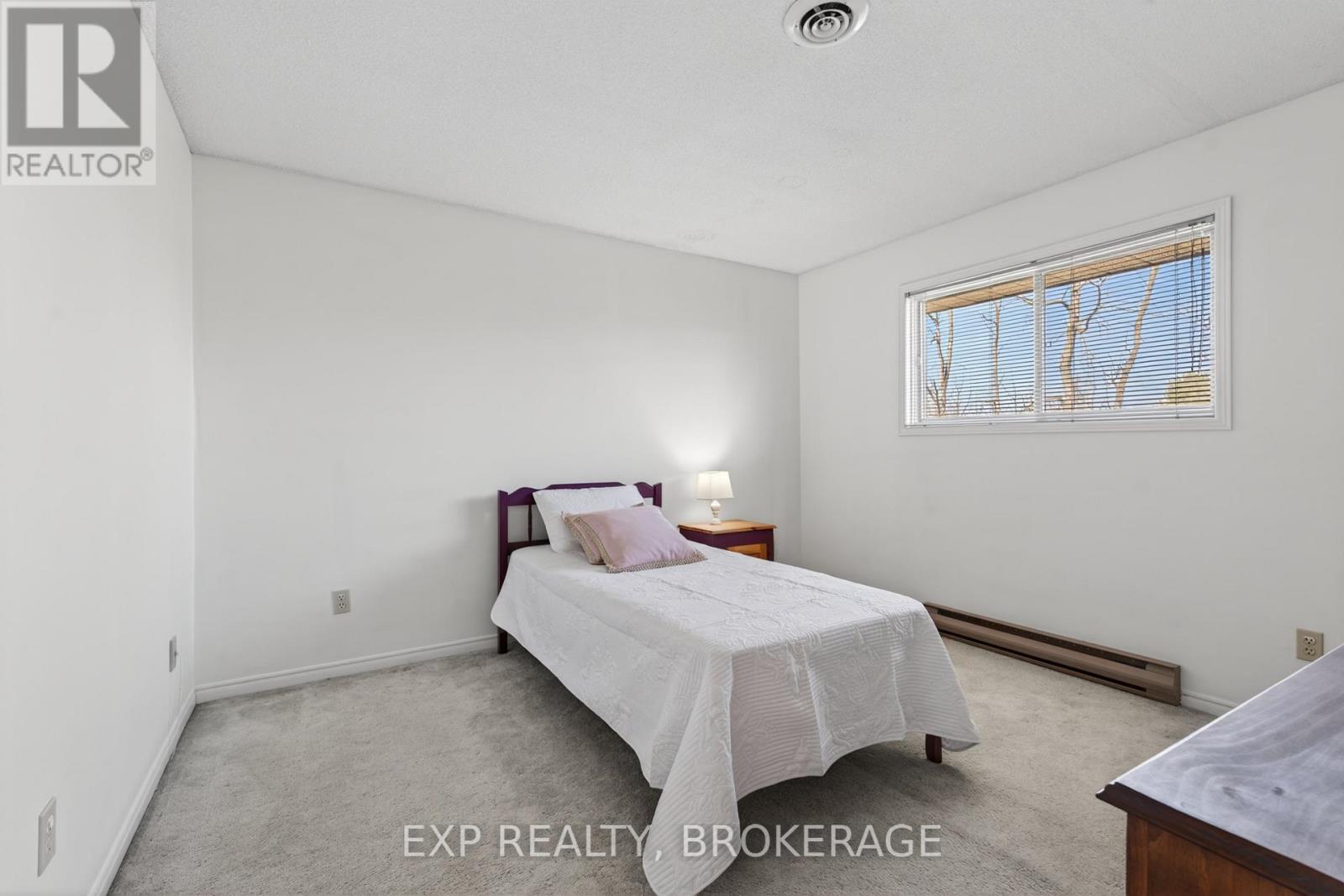 116 MARGARET PLACE - 26