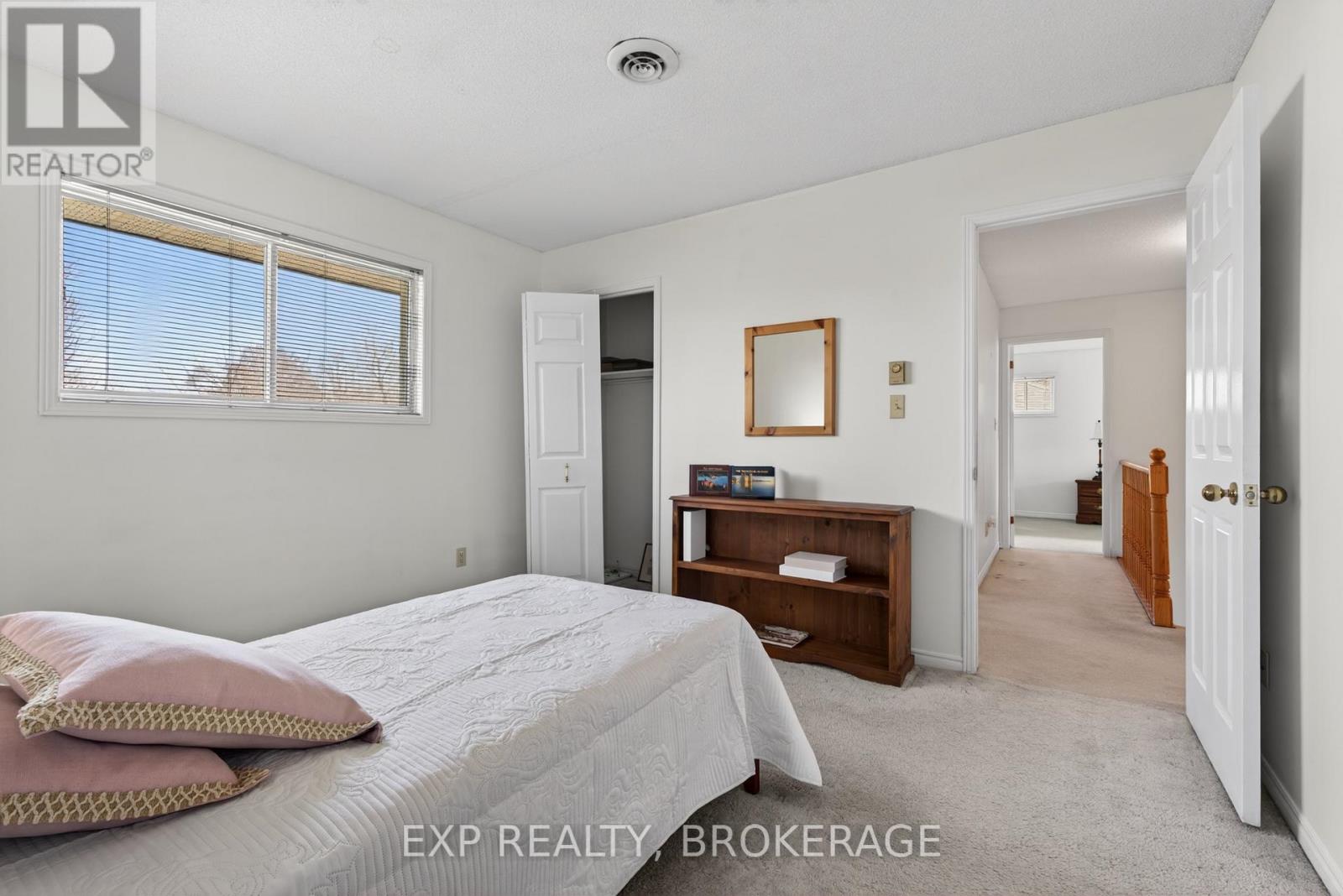116 MARGARET PLACE - 27