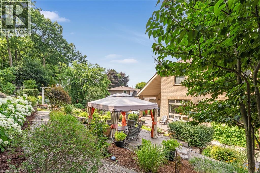 22 SHADELAND Crescent, Stoney Creek, Ontario, L8G4Y1 — Photo 47