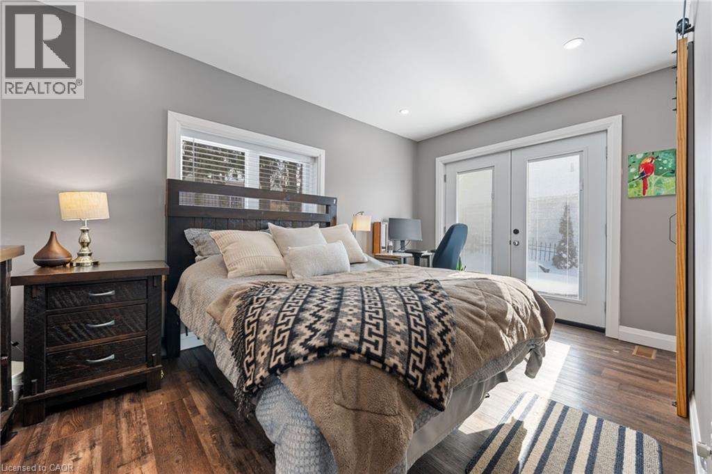 32 NICHOL STREET W - 18