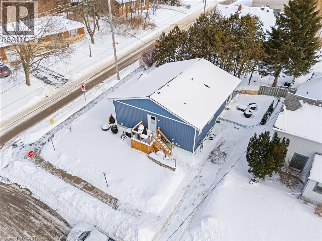 32 NICHOL STREET W - 7