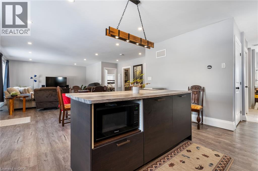 32 NICHOL STREET W - 12