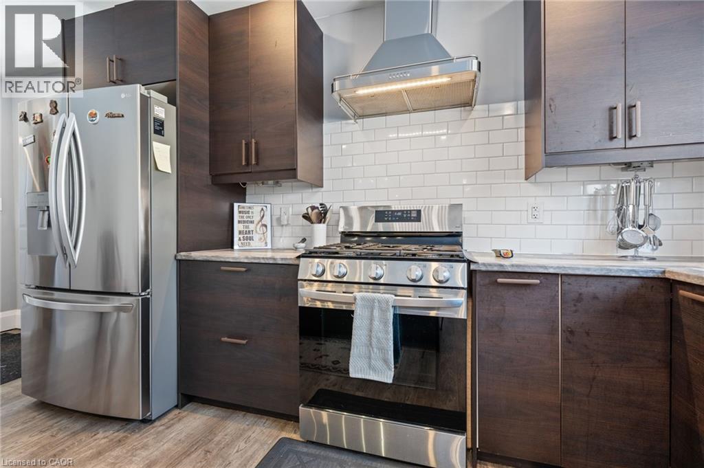 32 NICHOL STREET W - 8