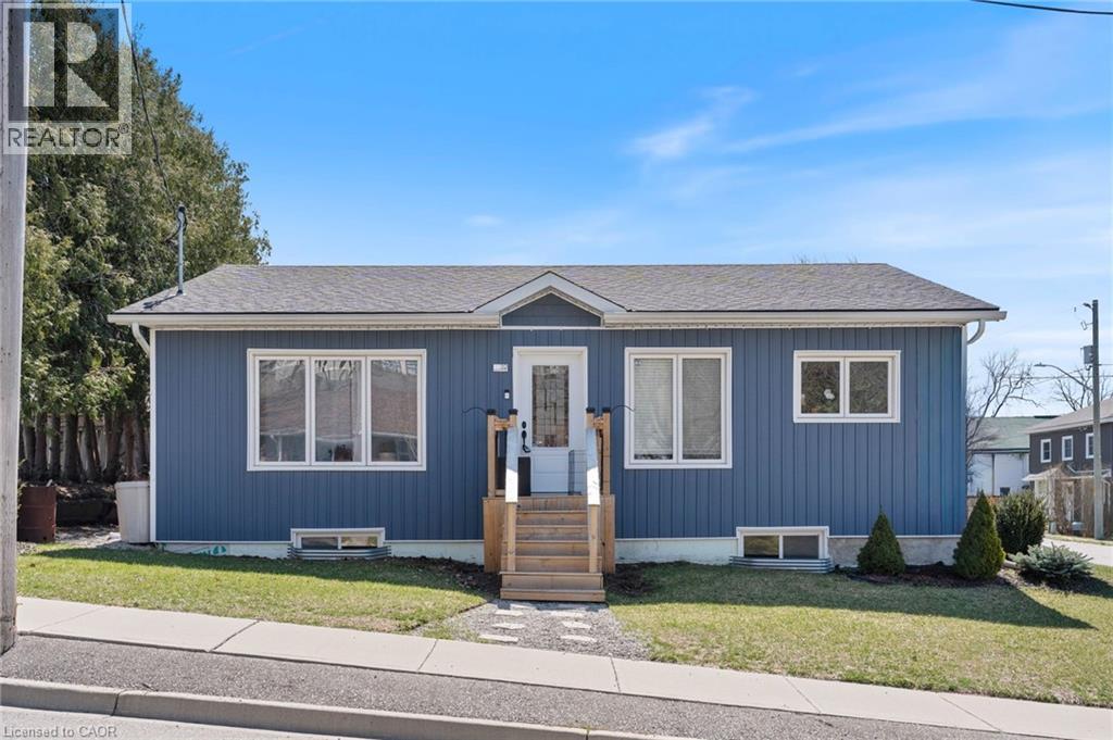 32 NICHOL STREET W - 2