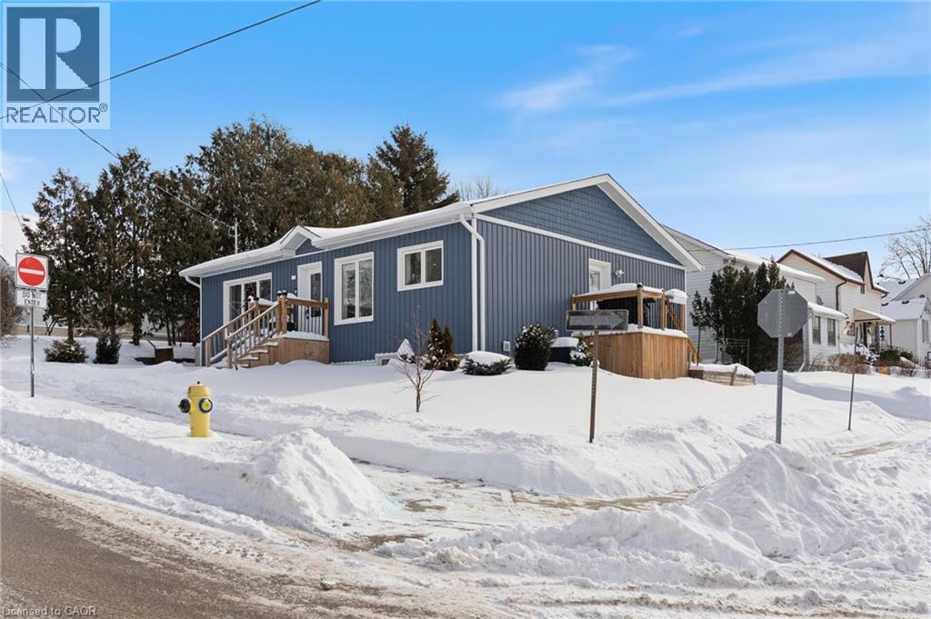 32 NICHOL STREET W - 4