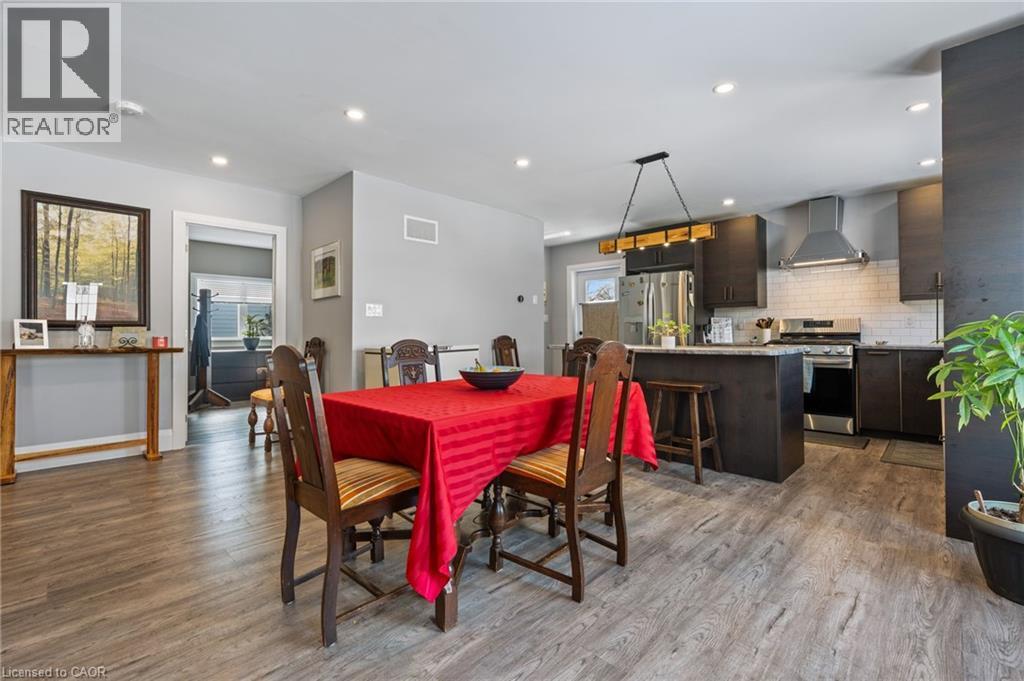 32 NICHOL STREET W - 14