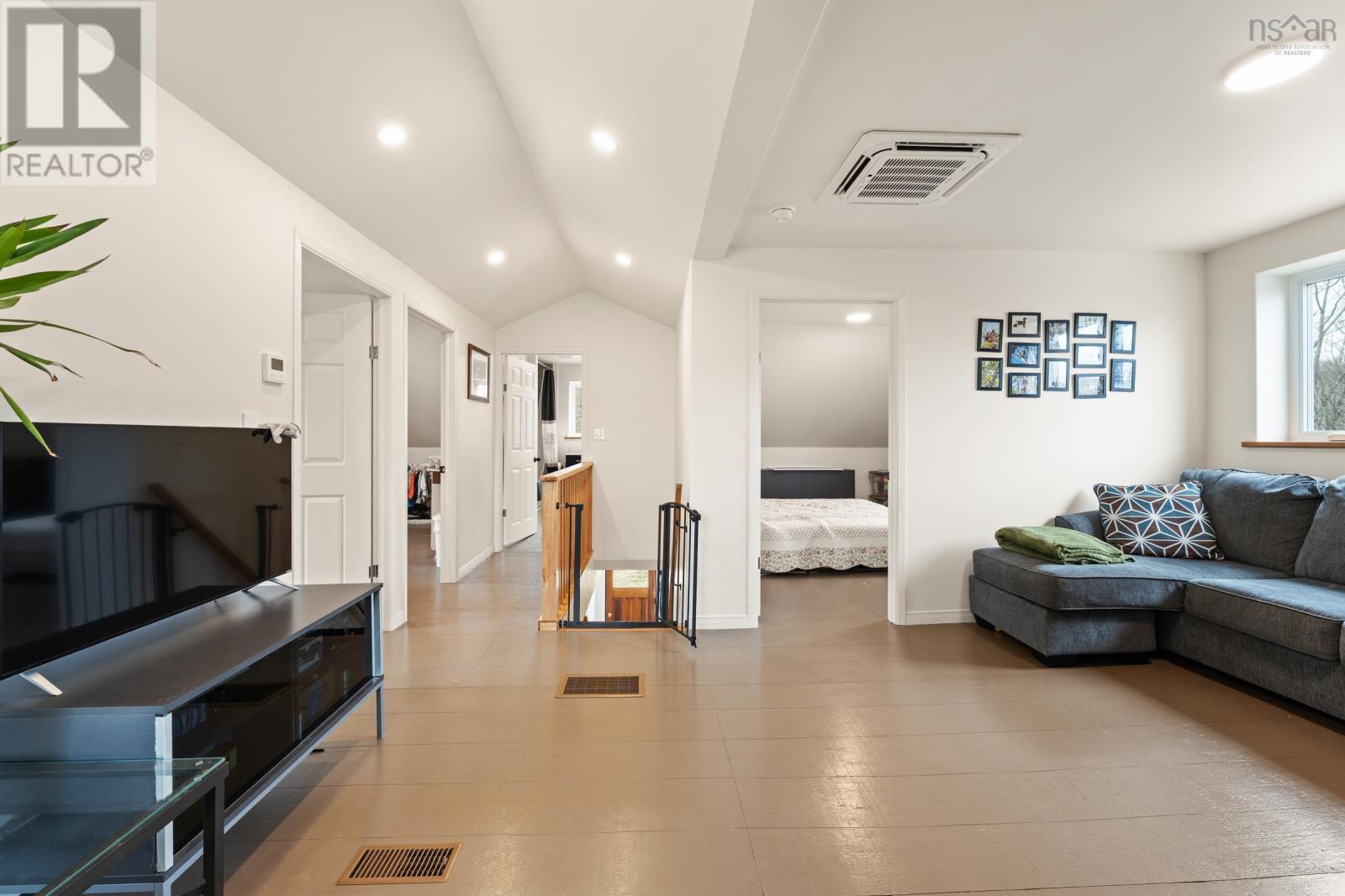 Property 21 of 46 of 550 River Road