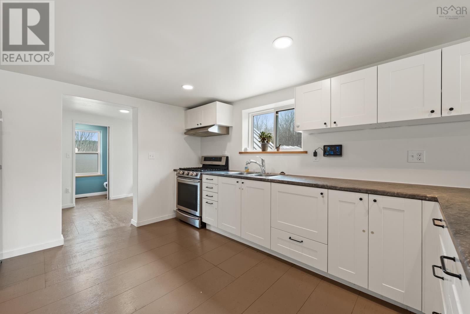 Property 18 of 46 of 550 River Road