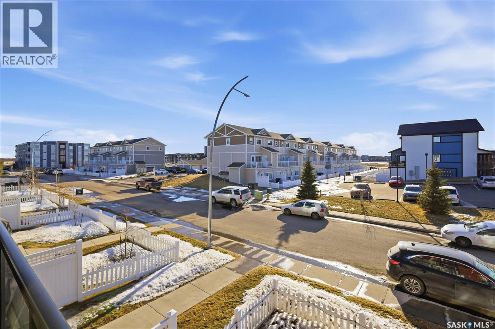 #263 250 AKHTAR BEND - 25