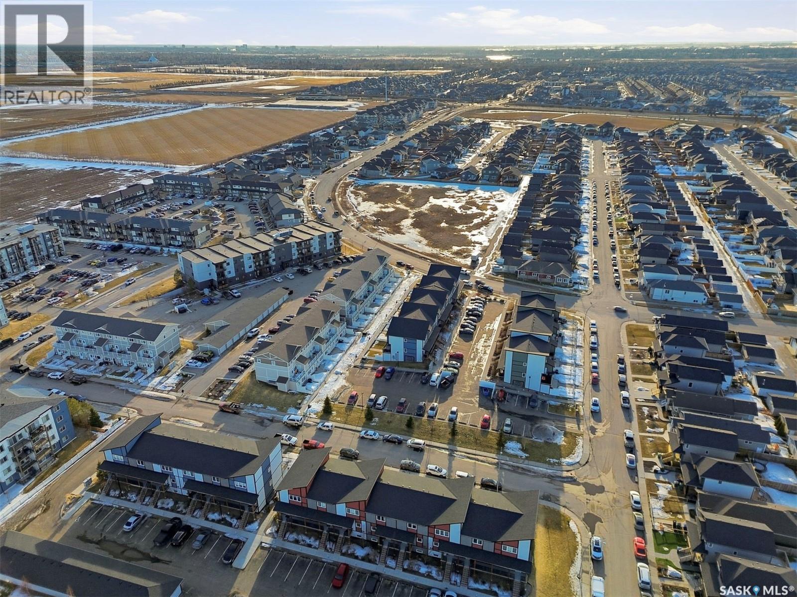 #263 250 AKHTAR BEND - 34