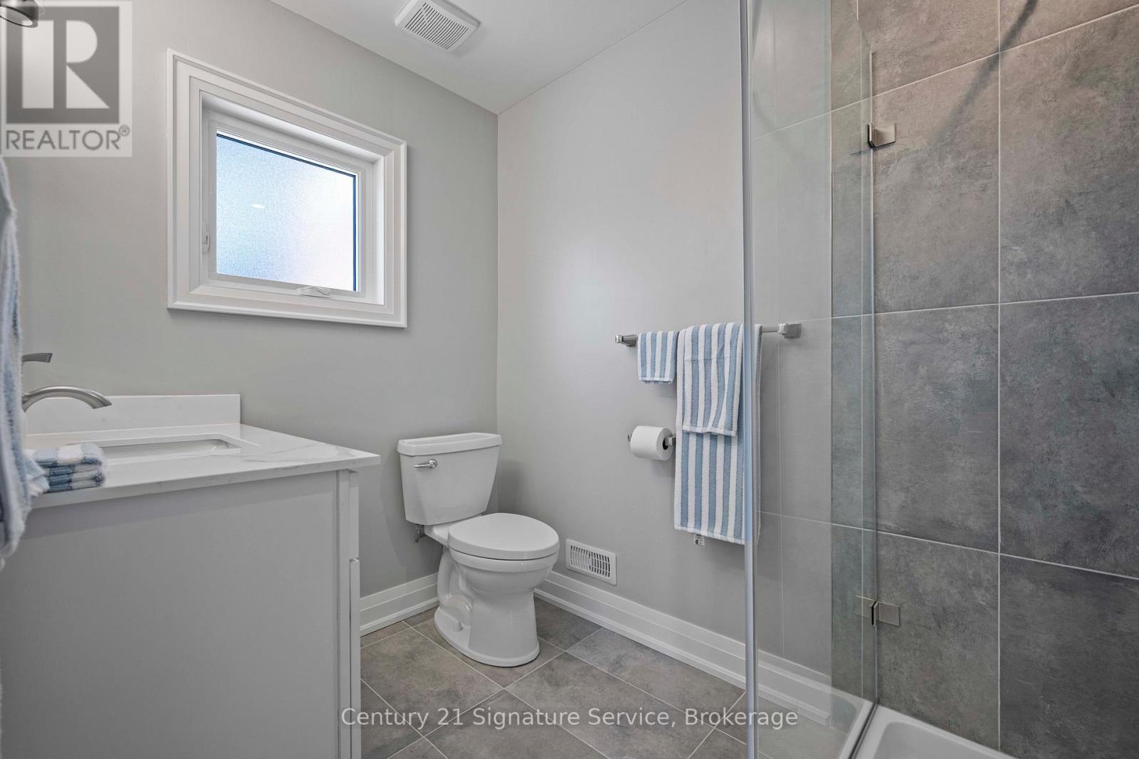 2362 DENISE ROAD - 25