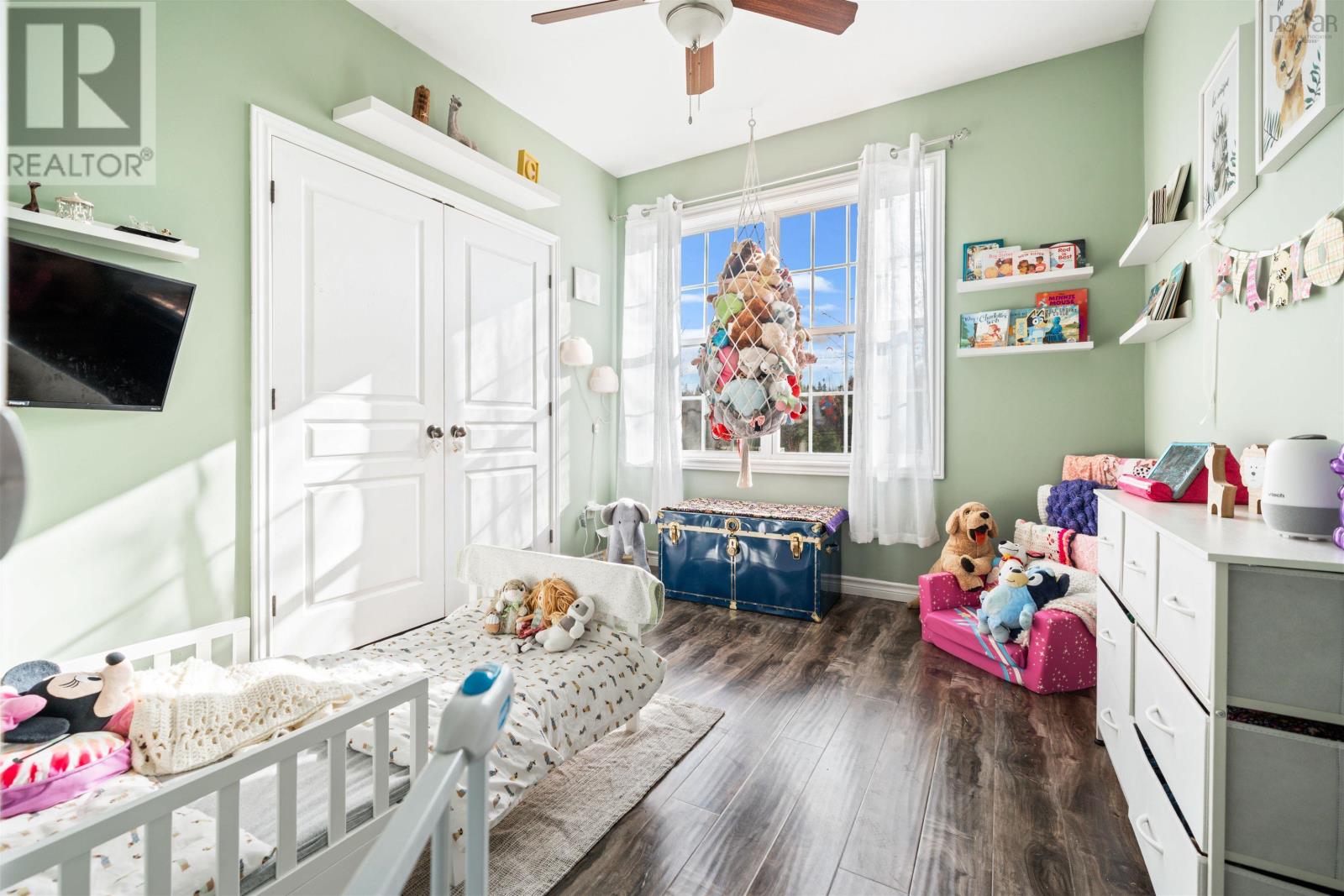 Property 21 of 46 of 3 Maceachern Loop