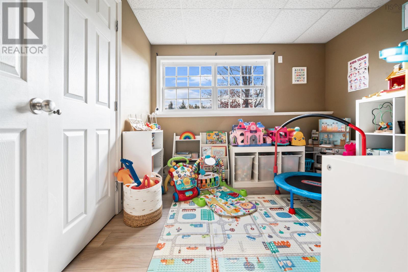 Property 24 of 46 of 3 Maceachern Loop