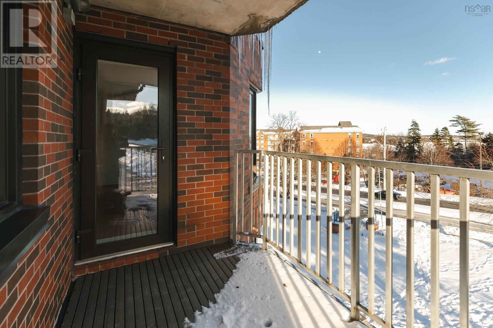 #614 61 NELSONS LANDING BOULEVARD - 27