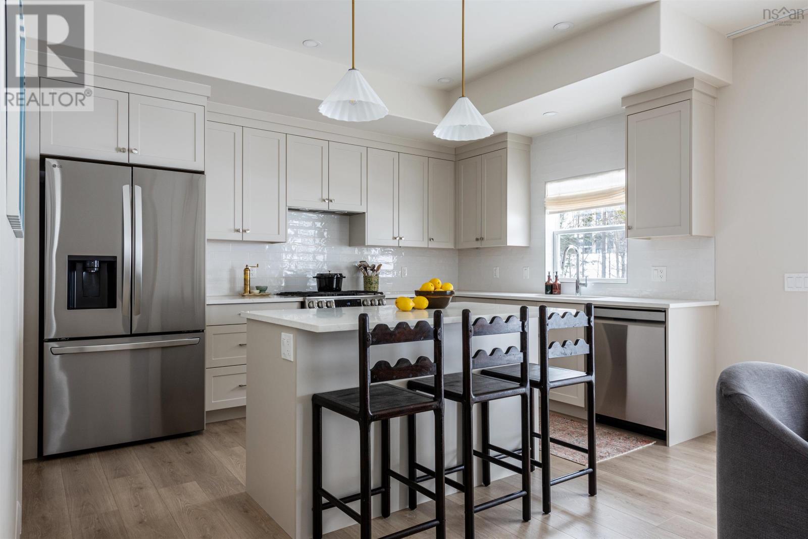 Property 11 of 38 of 54 Pearlgarden Close