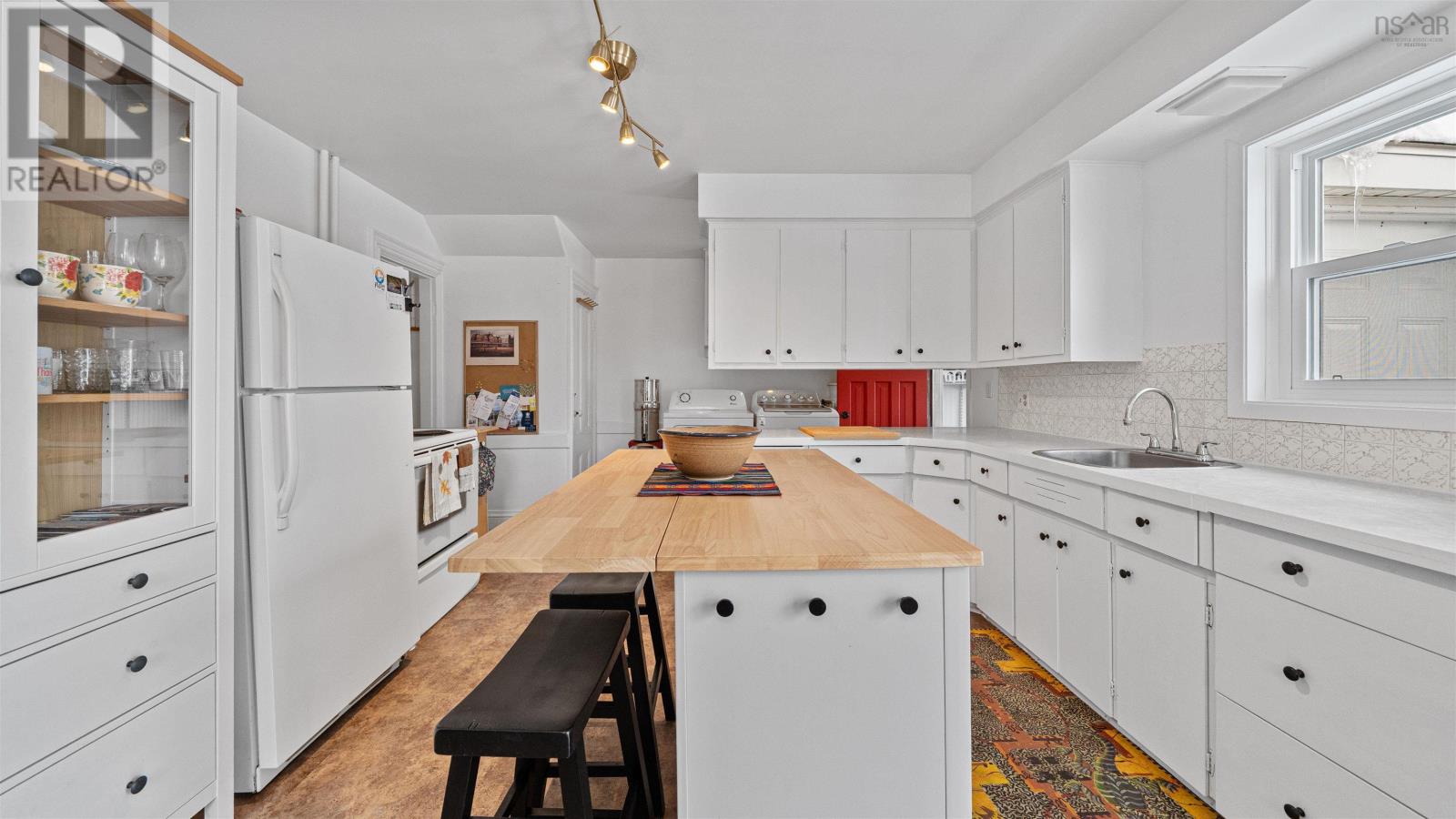 Property 36 of 41 of 53 St. Andrews Street