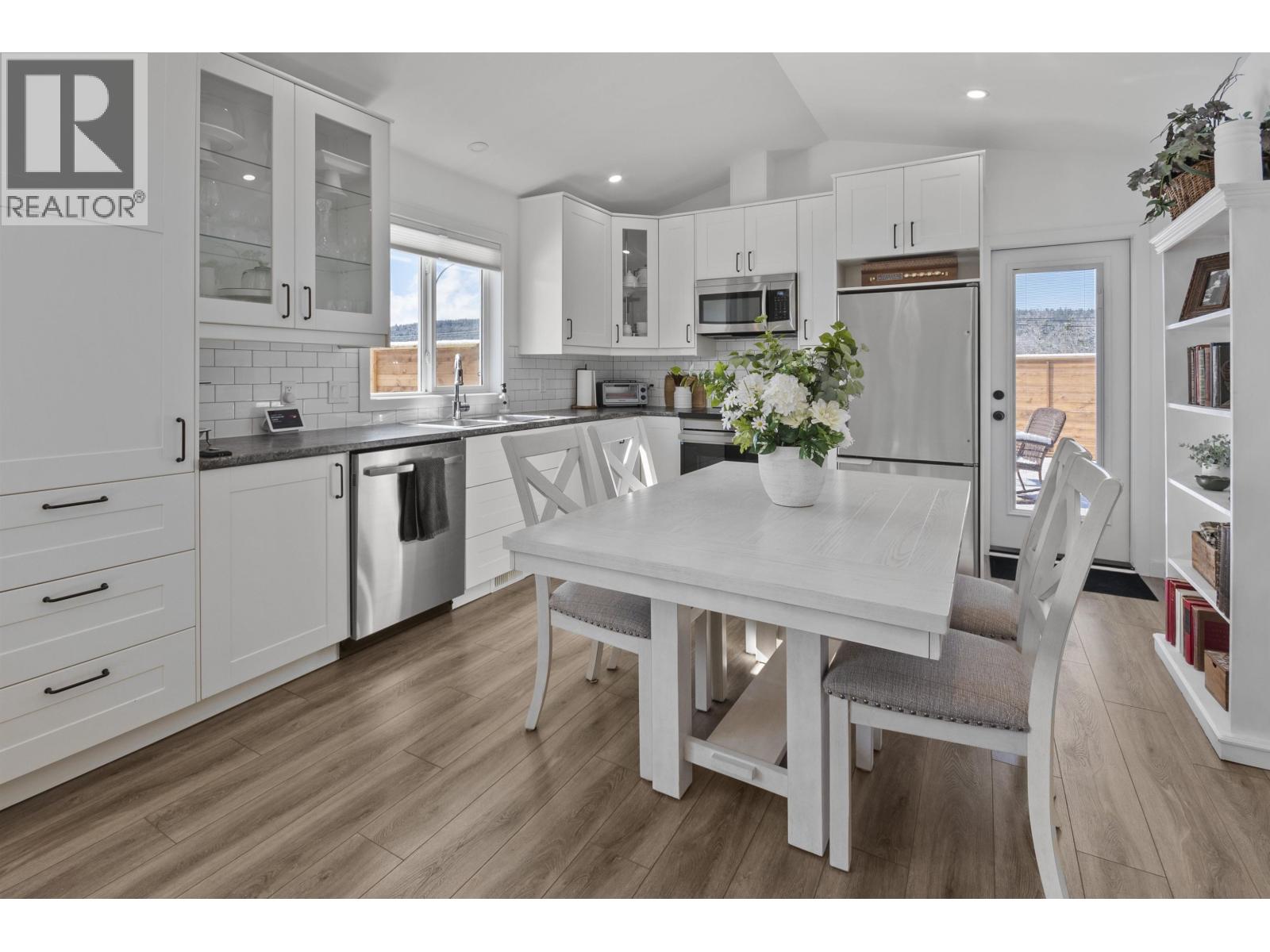 #1 110 FOREST RIDGE ROAD - 11