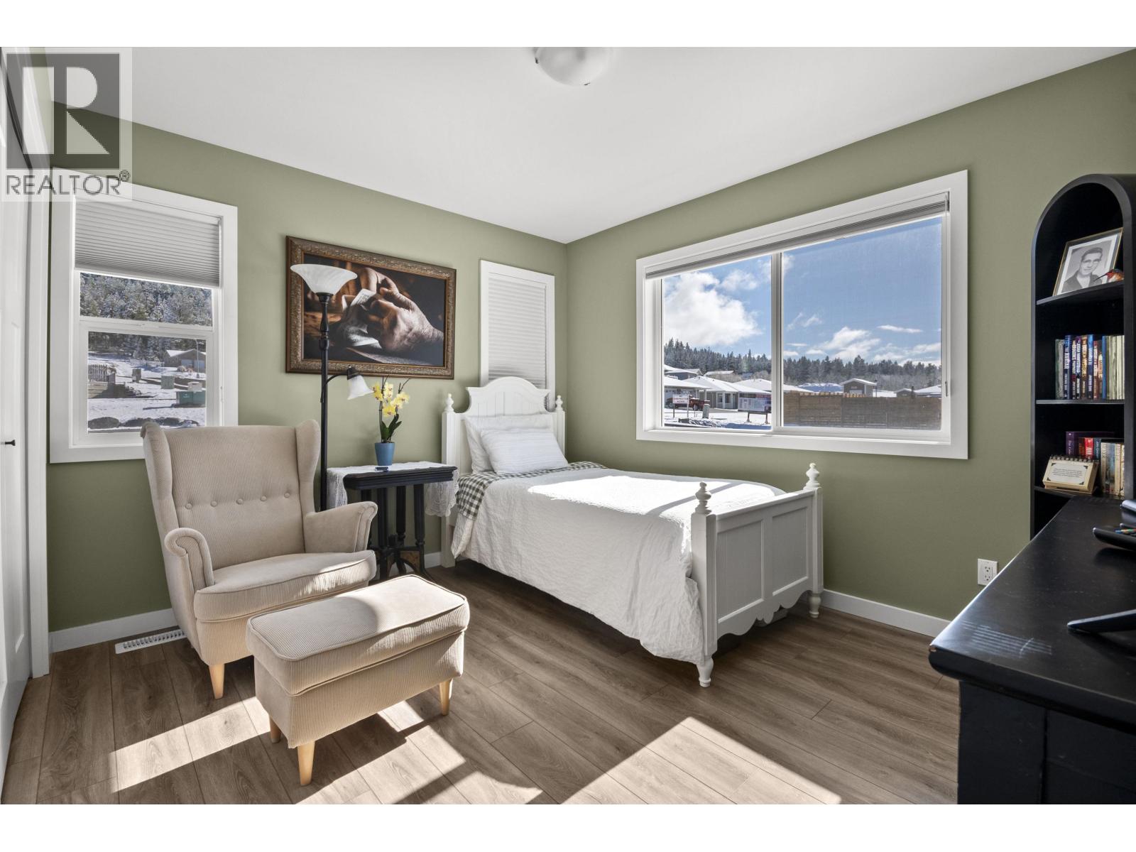 #1 110 FOREST RIDGE ROAD - 17