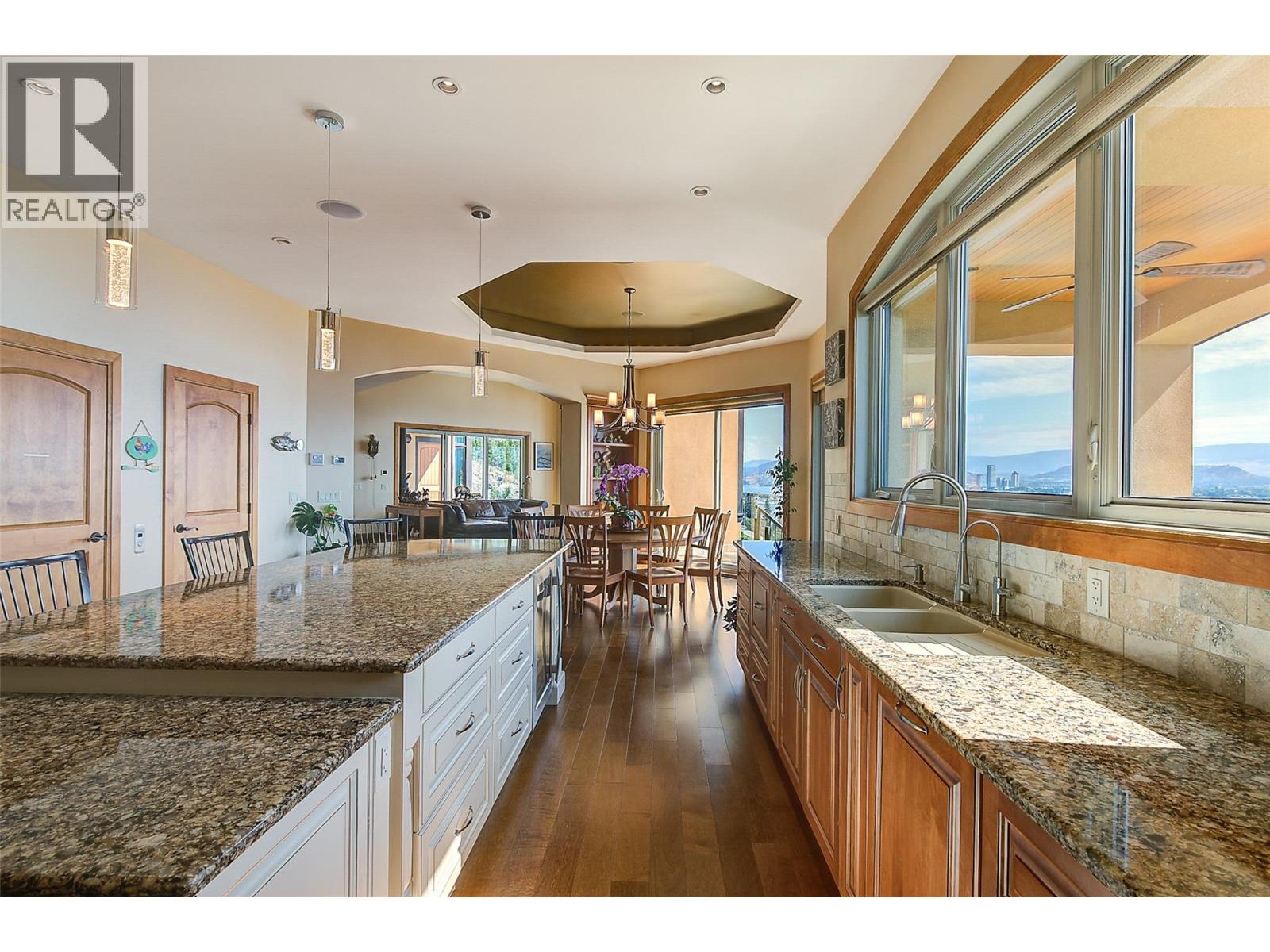 2513 Casa Palmero Drive - 16