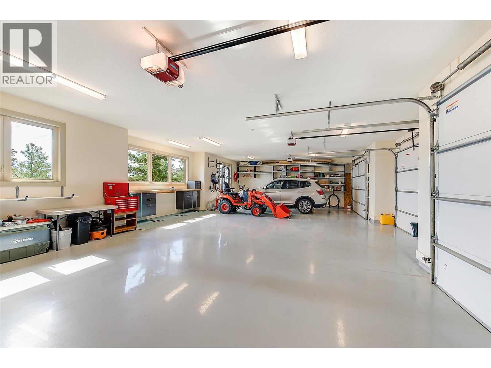 2513 Casa Palmero Drive - 33